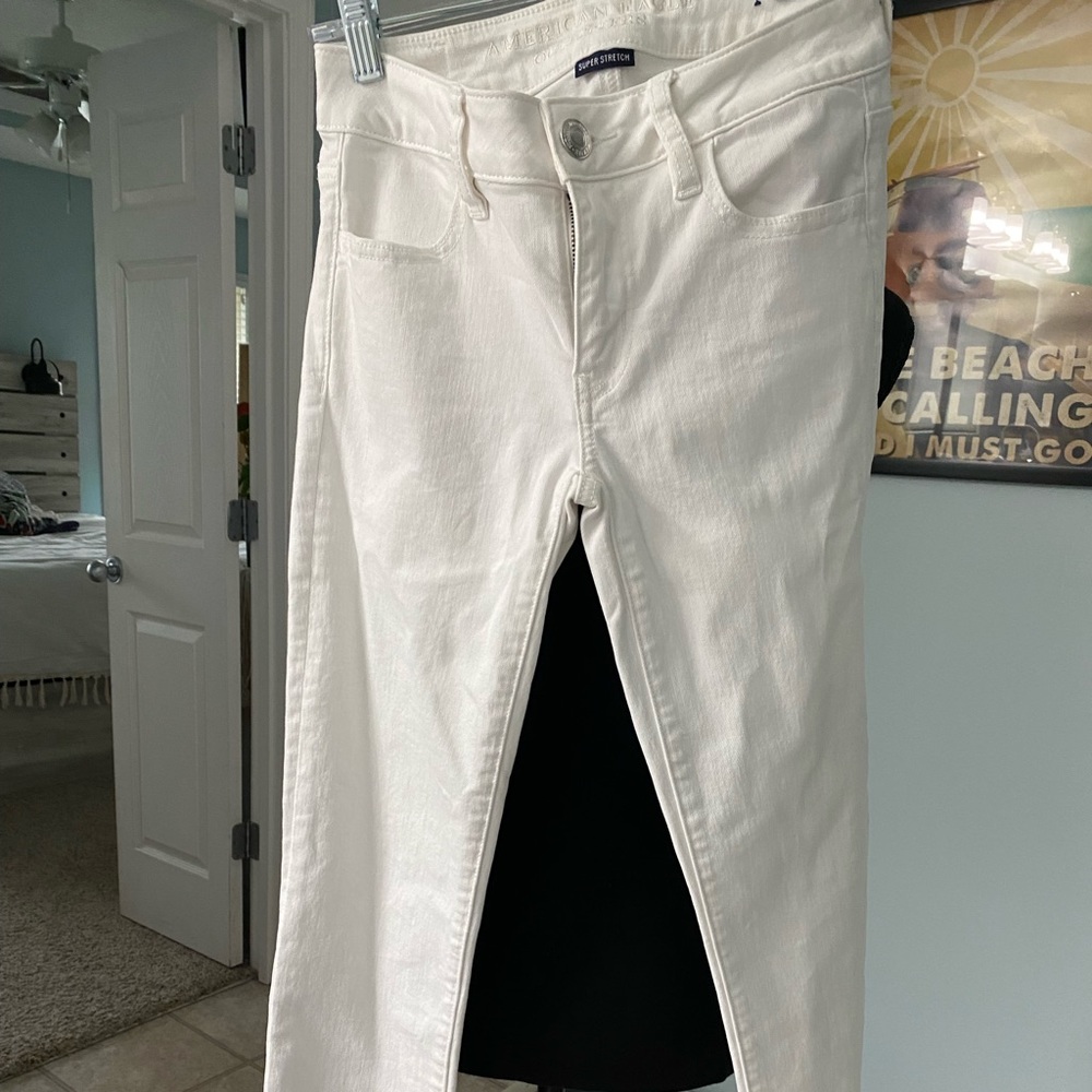 American Eagle white jeans